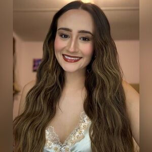 Meet your Posher, Cristina